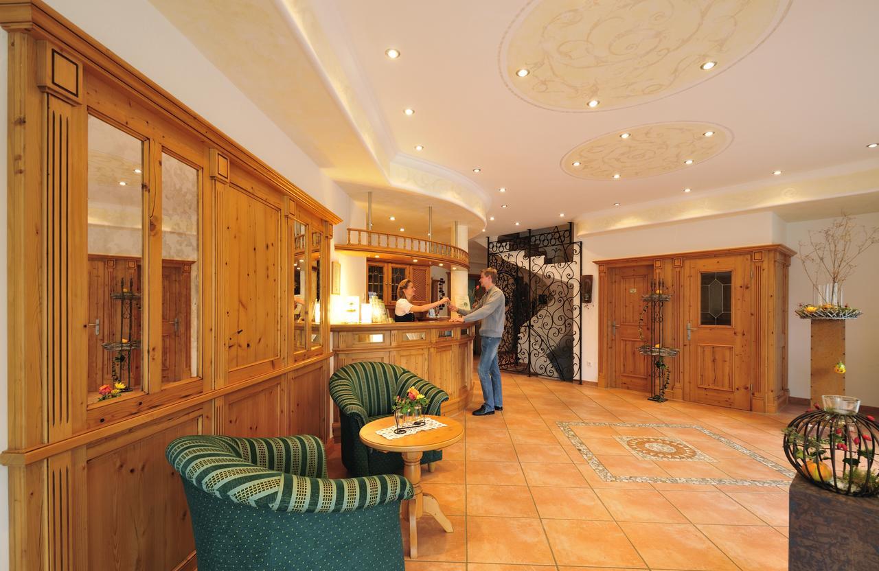 Landhotel Gruener Baum Westendorf  Exterior photo